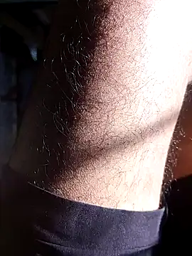 Snapshot of Smarterboytravel chatting on February 16, 2025, 3:04 am Smarterboytravel online show from February 16, 2025, 3:04 am