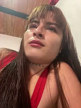 Snapshot of Liah_ferrer chatting on April 22, 2026, 9:27 pm Liah ferrer online show from April 22, 2026, 9:27 pm