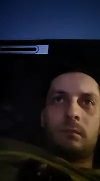 Snapshot of Kondzio chatting on December 14, 2024, 9:24 pm Kondzio online show from December 14, 2024, 9:24 pm