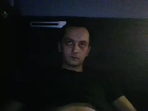 Snapshot of Kondzio chatting on March 11, 2025, 12:33 am Kondzio online show from March 11, 2025, 12:33 am