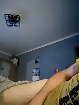 Snapshot of Kondzio chatting on September 15, 2025, 9:15 pm Kondzio online show from September 15, 2025, 9:15 pm