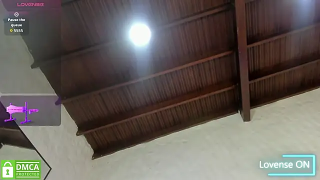 Camila  Gomez online show from October 7, 2025, 12:24 pm