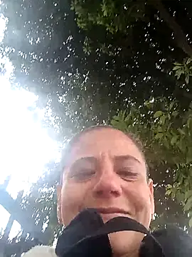 sasi luna online show from September 19, 2025, 1:23 pm