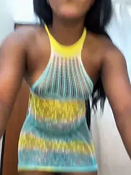 CamilosaOrtega online show from November 29, 2025, 12:41 pm