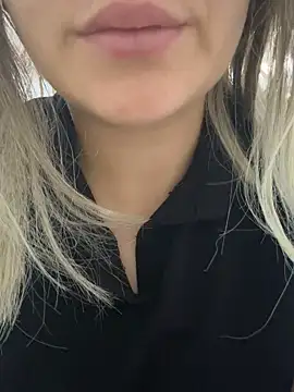 Gamzemm8888 online show from March 9, 2025, 12:20 pm