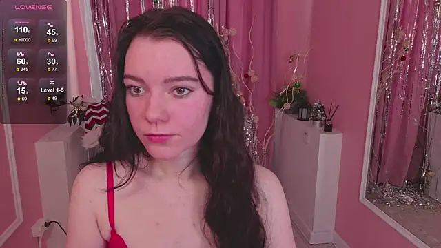 Snapshot of Lana__Cute_ chatting on December 18, 2024, 9:58 am Lana Cute online show from December 18, 2024, 9:58 am