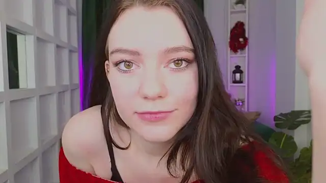 Snapshot of Lana__Cute_ chatting on December 30, 2024, 12:31 pm Lana Cute online show from December 30, 2024, 12:31 pm