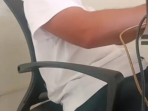 antonix-hard online show from October 21, 2025, 7:58 pm