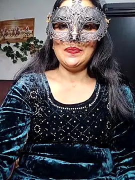 Snapshot of sexy_bhabhi69 chatting on November 21, 2025, 5:00 pm sexy bhabhi69 online show from November 21, 2025, 5:00 pm