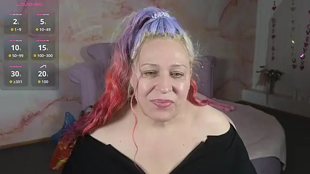 Penelope Pinky online show from November 26, 2025, 10:05 am