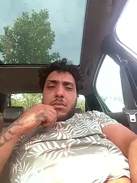 Nicolasbouba online show from April 17, 2026, 11:02 am