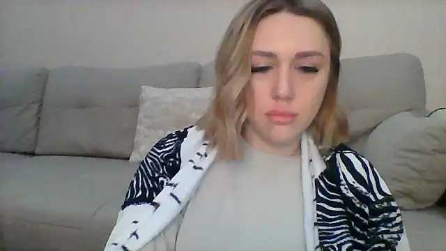 VickyLove047 online show from January 9, 2025, 8:24 am