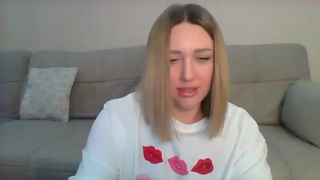 VickyLove047 online show from March 4, 2025, 10:13 am