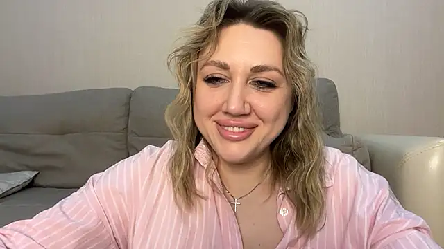 VickyLove047 online show from March 28, 2026, 6:40 pm