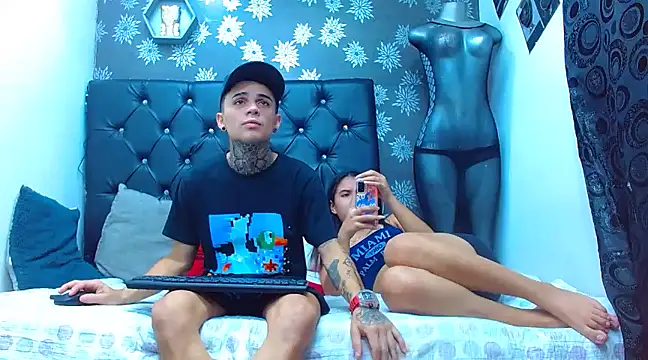 exotic hot couple online show from December 30, 2024, 2:31 am