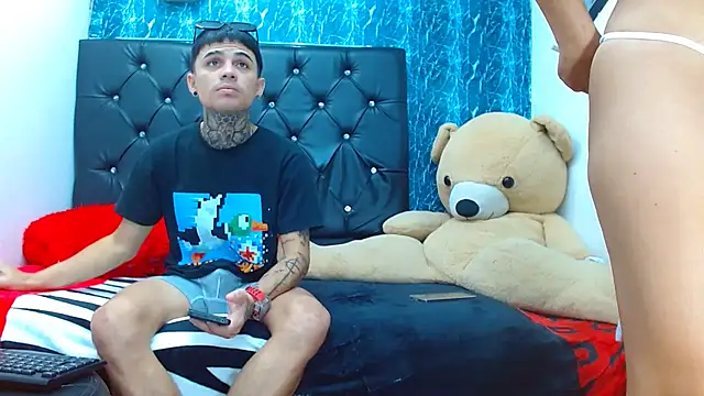 exotic hot couple online show from January 16, 2025, 2:51 am