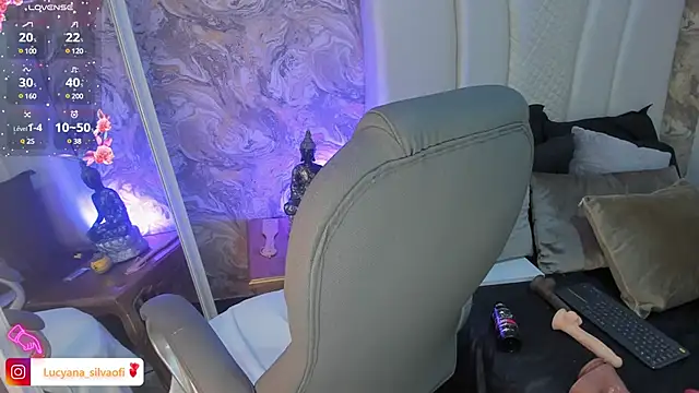 LucyanaSilva online show from February 21, 2025, 5:09 pm