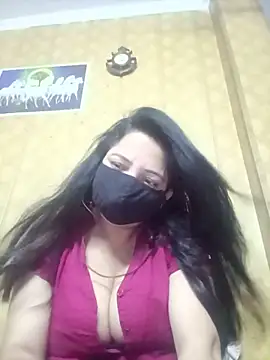 hornycoupleJandS online show from June 4, 2026, 4:24 pm