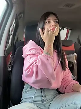 JulliaVegas online show from October 22, 2025, 2:01 am