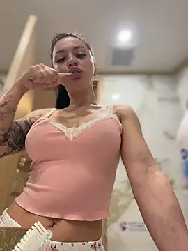 JulliaVegas online show from March 12, 2026, 12:39 am