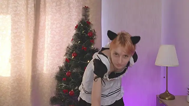 AlmeWood online show from January 5, 2025, 10:21 am