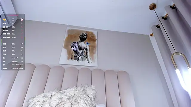 CharlotteDupontt online show from February 5, 2026, 1:49 pm