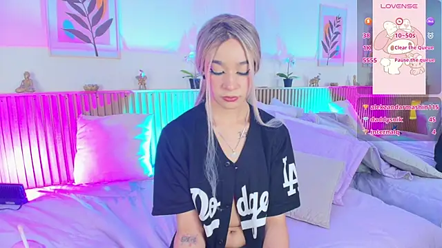 Snapshot of EmmaJhonnsson chatting on March 19, 2025, 2:59 am EmmaJhonnsson online show from March 19, 2025, 2:59 am