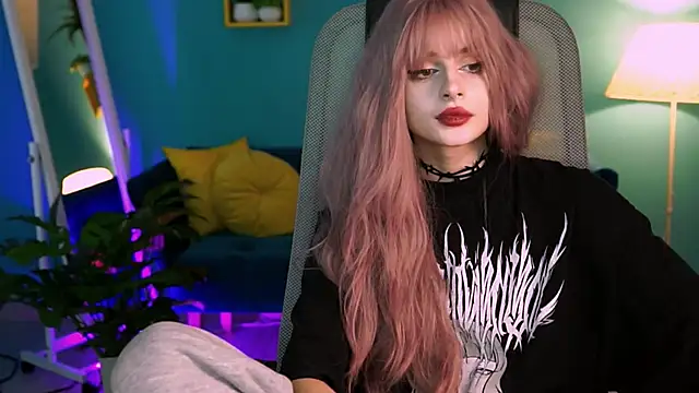 JadeCastle  online show from March 18, 2025, 8:03 am