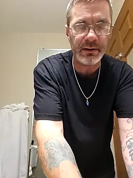 tileguyyy online show from November 30, 2025, 1:20 am