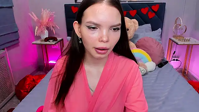 Curvy Dynamite  online show from February 25, 2026, 1:15 am