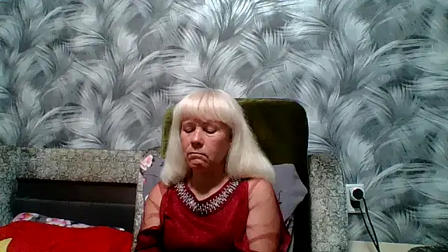 sakura blonde online show from November 1, 2025, 8:22 pm