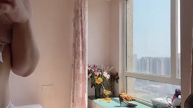 Z30966903S online show from March 22, 2025, 6:00 am