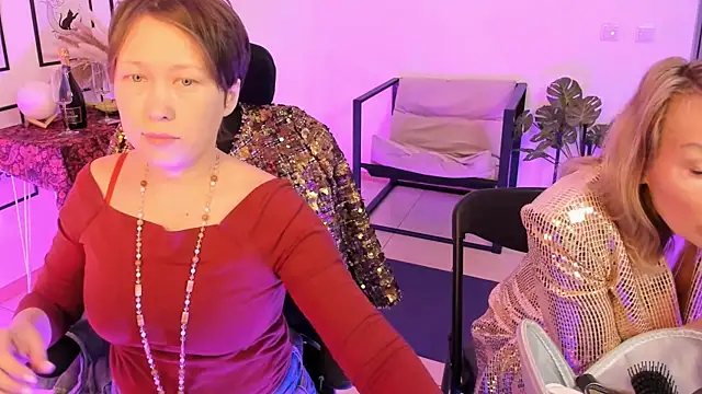 RosalindaFortuna online show from February 28, 2025, 10:41 am