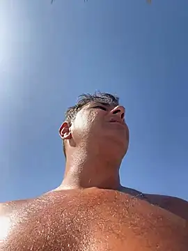 SecretlyDD online show from March 5, 2025, 11:49 am