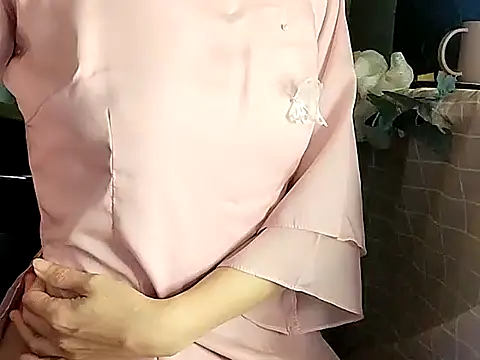 Lucy limon online show from September 29, 2025, 10:20 am