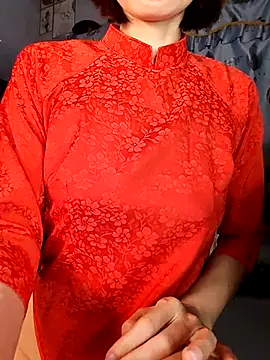 Lucy limon online show from November 24, 2025, 10:09 pm