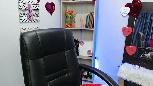 arianna ros3 online show from February 14, 2025, 7:23 pm