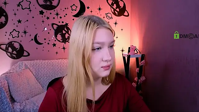 playful sophie online show from June 8, 2026, 7:25 pm