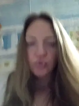 KattyLuuu online show from January 11, 2026, 9:53 pm