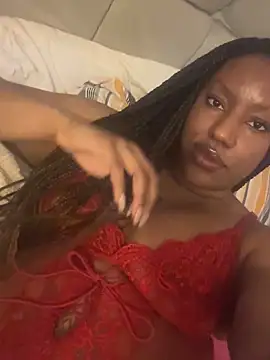 LavenderBuxton online show from September 27, 2025, 8:36 pm