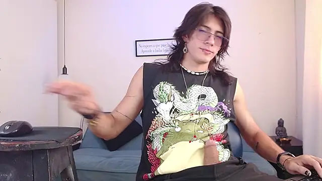 Snapshot of andreey50 chatting on January 17, 2025, 8:22 pm andreey50 online show from January 17, 2025, 8:22 pm