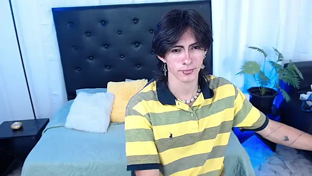 Snapshot of andreey50 chatting on November 27, 2025, 1:24 pm andreey50 online show from November 27, 2025, 1:24 pm