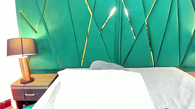 Tamara Myller online show from January 25, 2025, 3:20 pm