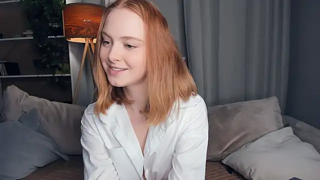 HarrmonSarah online show from December 24, 2024, 10:33 am