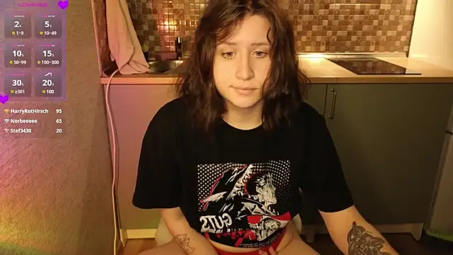 whatamarrie online show from January 14, 2025, 9:41 pm