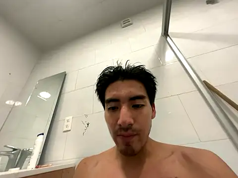 GIOOOO568 online show from October 23, 2025, 8:57 am