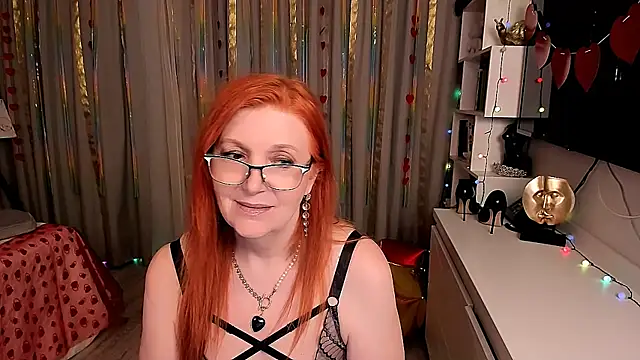 Fire-Fox-One online show from February 17, 2025, 12:43 am