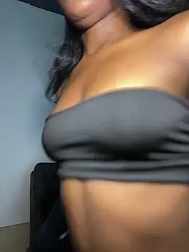 Zizi-campbel online show from January 30, 2025, 9:58 pm