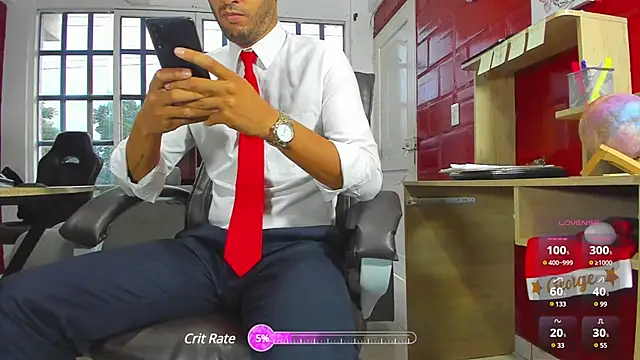 Snapshot of Hideintheoffice chatting on December 19, 2024, 11:29 am Hideintheoffice online show from December 19, 2024, 11:29 am