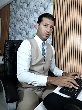 Hideintheoffice online show from March 18, 2026, 12:30 pm